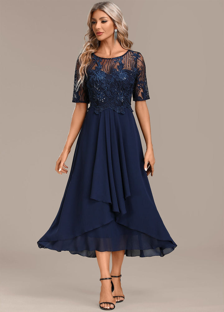 Sophie Lace Short Sleeve Round Neck Dress