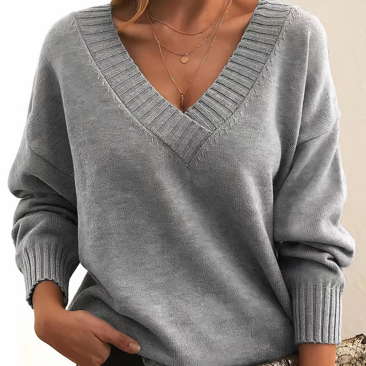 Mira - Chic Sweater