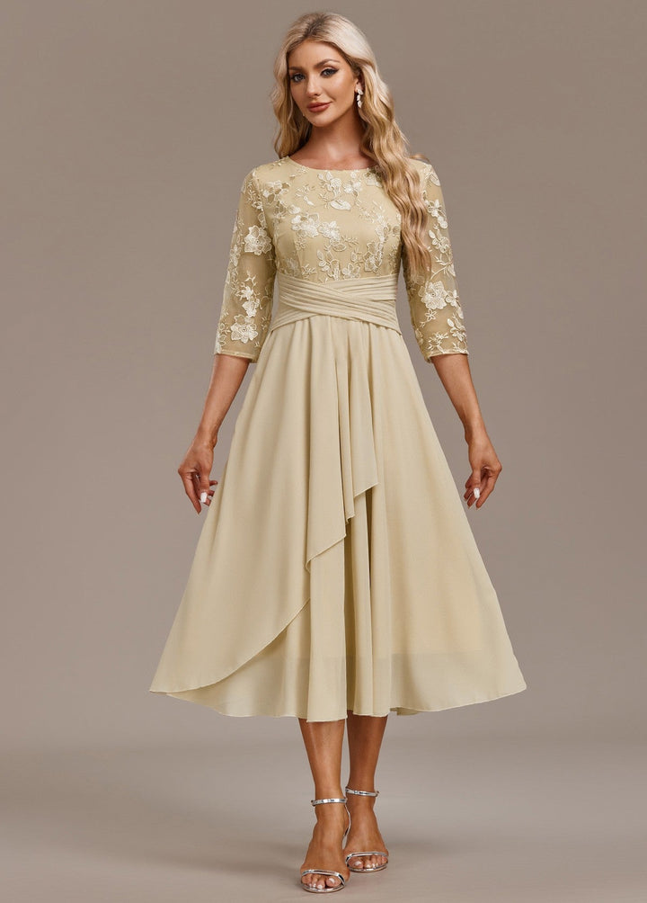 Sophie Lace Short Sleeve Round Neck Dress