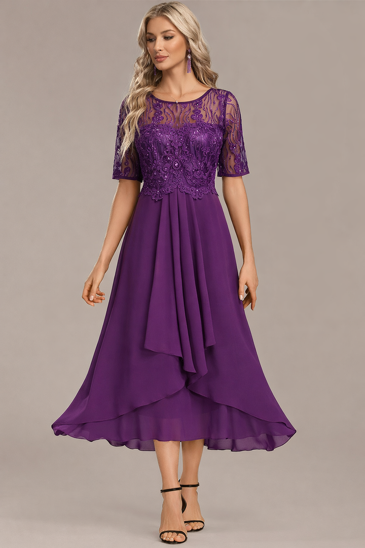 Sophie Lace Short Sleeve Round Neck Dress